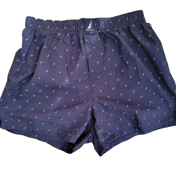 𝅺2 nautica men short - Picture 2 of 4